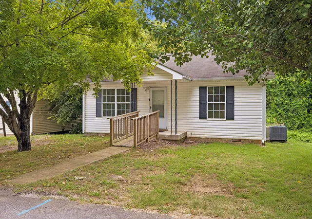 1st image of 403 Martin St, Clarksville, TN 37040 | MLS# 3520870