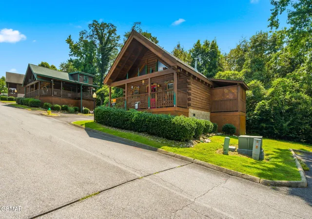 2nd image of 220 Moose Ridge Way, Pigeon Forge, TN 37863 | MLS# 3512383