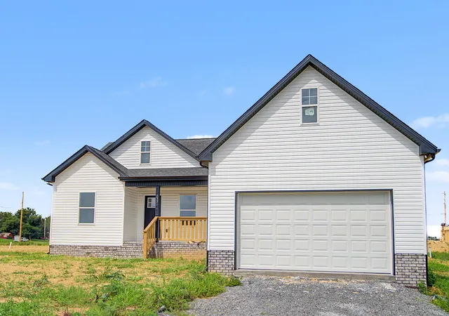 Photo 2 of Single family home for sale at 133 Martha Cir, Lafayette, TN 37083 | MLS# 3512647 | Listing updated on 2026-08-14
