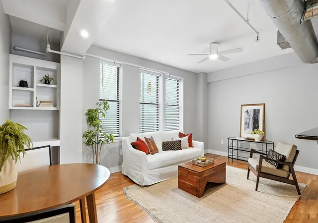 5th image of 700 Church St #708, Nashville, TN 37203 | MLS# 3512866