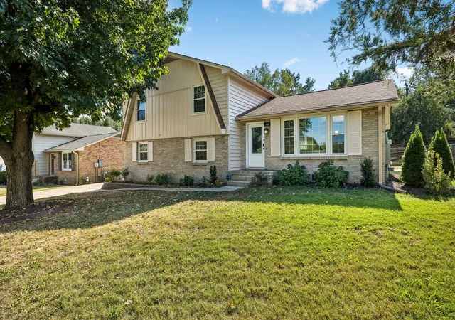 Single family home for sale at 708 Countrywood Dr, Franklin, TN 37064 | MLS# 3547016
