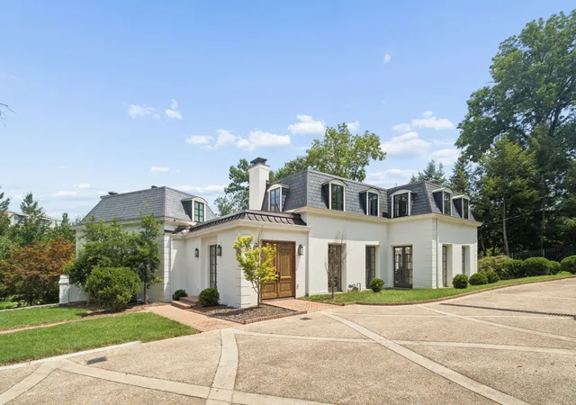 1st image of 110 Lynnwood Blvd, Nashville, TN 37205 | MLS# 3513514