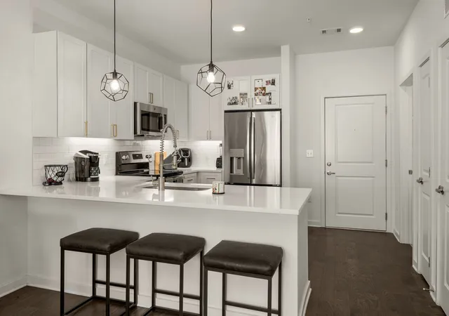 2nd image of 1677 54th Ave N #122, Nashville, TN 37209 | MLS# 3516371