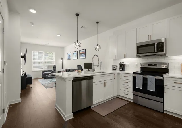 4th image of 1677 54Th Ave N #122, Nashville, TN 37209 | MLS# 3516371