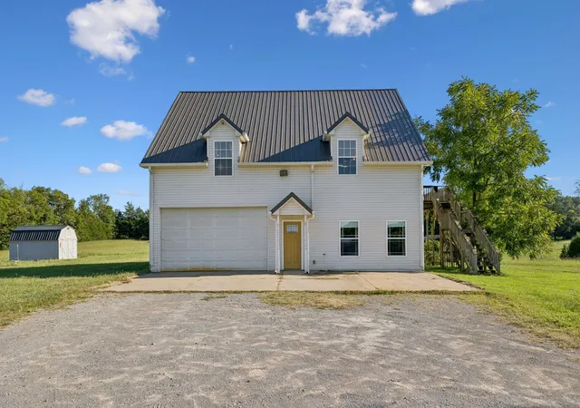 Photo 2 of Single family home for sale at 8958 Trousdale Ferry Pike, Lebanon, TN 37090 | MLS# 3526968 | Listing updated on 2026-08-30