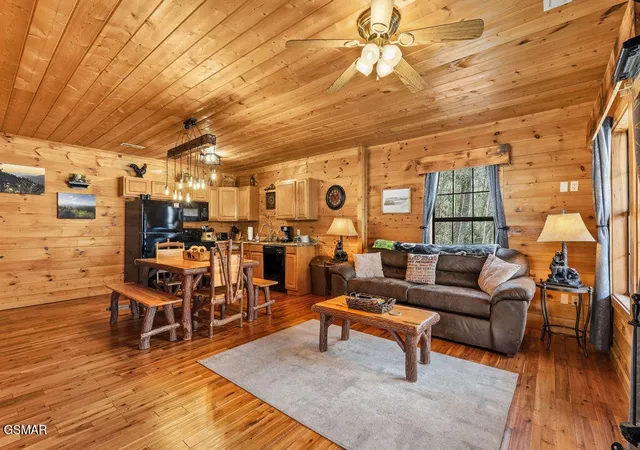 Photo 2 of Sale Pending at 1418 School House Gap Rd, Sevierville, TN 37876 | MLS# 3512483 | Listing updated on 2026-09-13