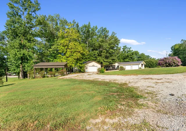 4th image of 184 Beechview Dr, Clifton, TN 38425 | MLS# 3513413