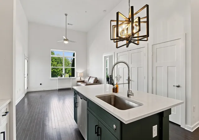 Photo 2 of Condo for sale at 1620 54th Avenue N, Nashville, TN 37209 | MLS# 3512603 | Listing updated on 2026-10-07