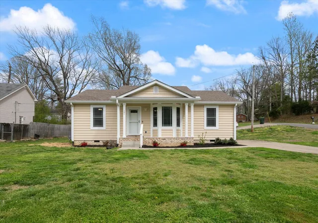 1st image of 101 Birch St, Dickson, TN 37055 | MLS# 3512507