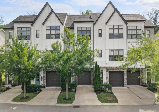 Photo 3 of Townhouse for sale at 169 Stonecrest Dr, Nashville, TN 37209 | MLS# 3512531 | Listing updated on 2026-09-02
