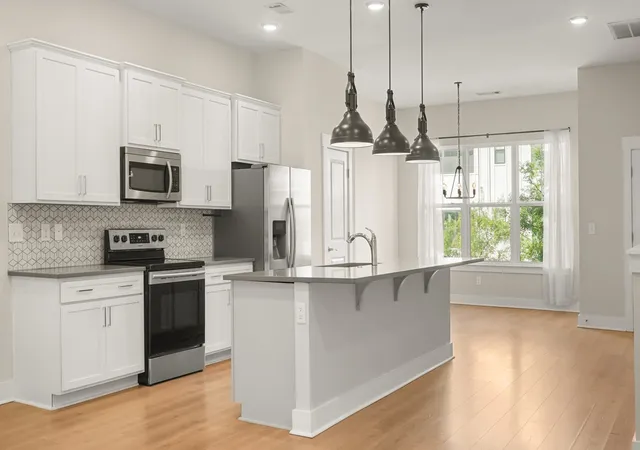Photo 4 of Townhouse for sale at 169 Stonecrest Dr, Nashville, TN 37209 | MLS# 3512531 | Listing updated on 2026-09-02