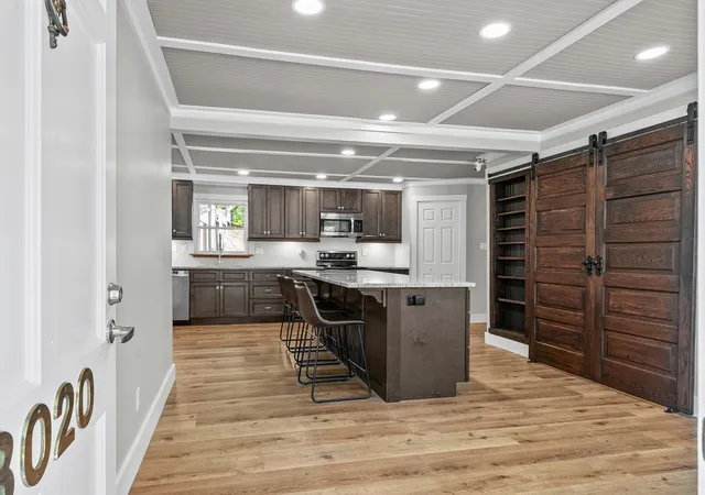 Photo 3 of Single family home for sale at 3020 Elinor Dr, Hopkinsville, KY 42240 | MLS# 3519014 | Listing updated on 2026-10-12
