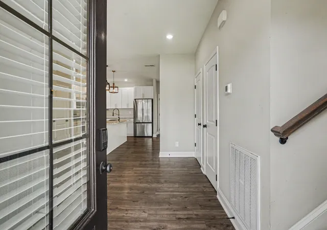 3rd image of 528 Dexter Dr, Clarksville, TN 37043 | MLS# 3519295