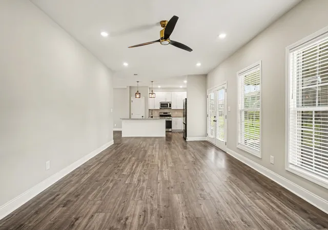 5th image of 528 Dexter Dr, Clarksville, TN 37043 | MLS# 3519295