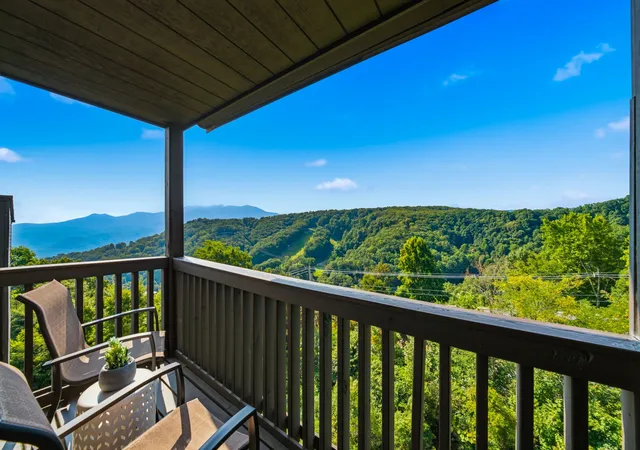 1st image of 1380 Ski View Dr #3304, Gatlinburg, TN 37738 | MLS# 3512685