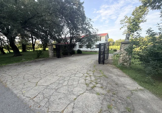 1st image of 1399 Good Hope Cemetery Rd, Oak Grove, KY 42262 | MLS# 3512607
