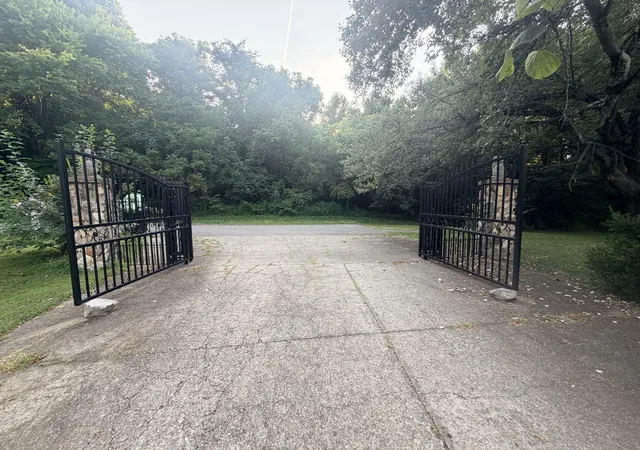 2nd image of 1399 Good Hope Cemetery Rd, Oak Grove, KY 42262 | MLS# 3512607