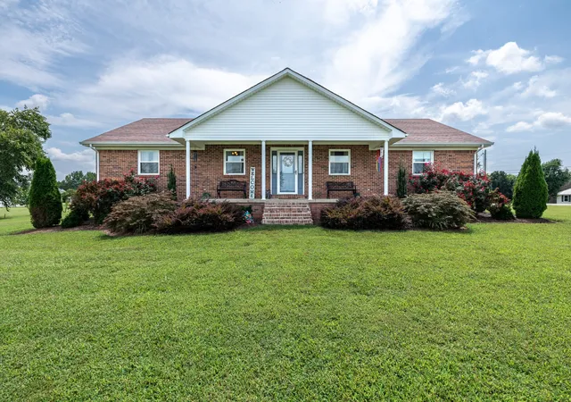 1st image of 105 Monument Cir, Summertown, TN 38483 | MLS# 3518811