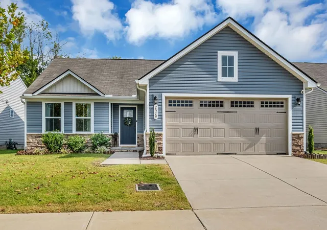 Photo 1 of Single family home for sale at 2529 Thornton Grv Blvd, Nashville, TN 37207 | MLS# 3620146 | Listing updated on 2026-10-23