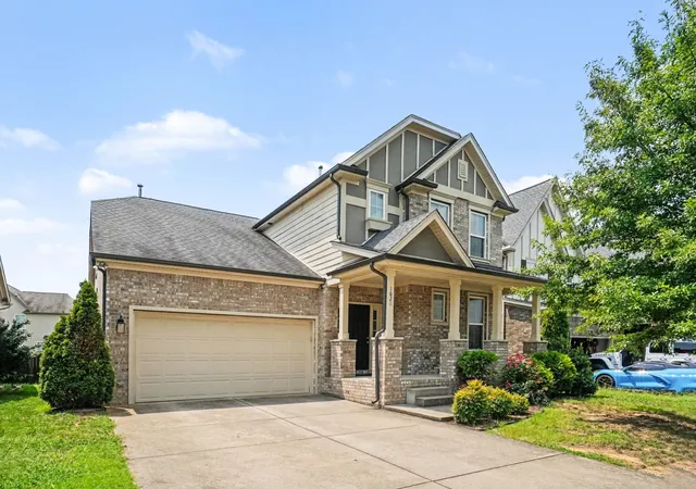 Photo 1 of Single family home for sale at 1621 Southhampton Way, Mount Juliet, TN 37122 | MLS# 3512650 | Listing updated on 2026-09-18