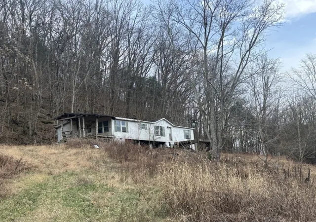 1st image of 0 Lick Creek Rd, Hartsville, TN 37074 | MLS# 3512667