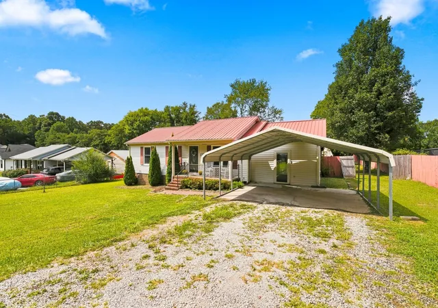 3rd image of 396 Sherwood Dr, Mc Minnville, TN 37110 | MLS# 3512691