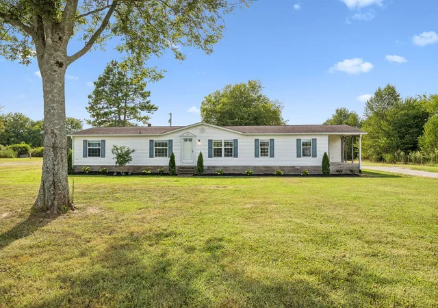 1st image of 4980 Comstock Rd, Chapel Hill, TN 37034 | MLS# 3512706