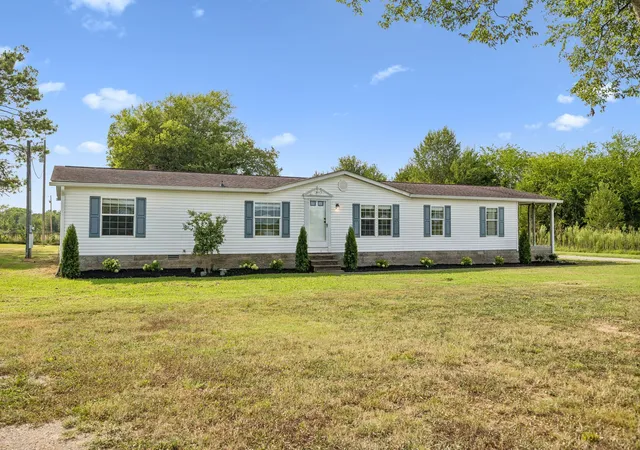 3rd image of 4980 Comstock Rd, Chapel Hill, TN 37034 | MLS# 3512706