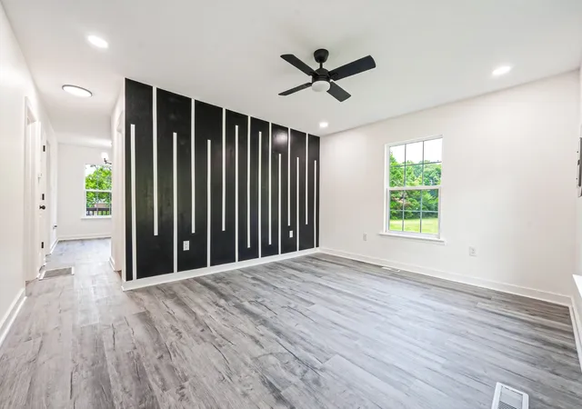 1st image of 204 Locust St, Manchester, TN 37355 | MLS# 3512720