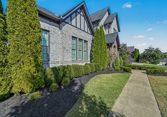 Photo 2 of Single family home for sale at 9598 Romano Way, Brentwood, TN 37027 | MLS# 3512726 | Listing updated on 2026-10-29