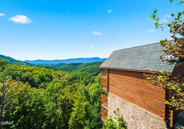 3rd image of 914 Black Bear Cub Way, Sevierville, TN 37862 | MLS# 3512770
