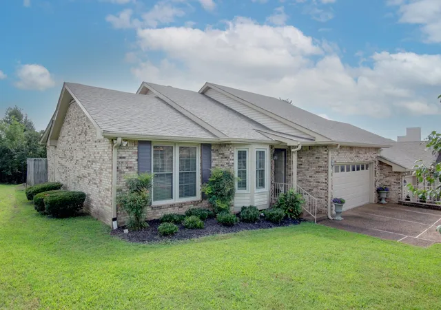 1st image of 1818 Memorial Dr #25, Clarksville, TN 37043 | MLS# 3514283