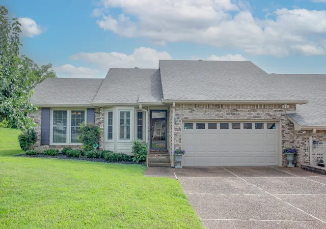 Photo 3 of Condo for sale at 1818 Memorial Dr #25, Clarksville, TN 37043 | MLS# 3514283 | Listing updated on 2026-09-20