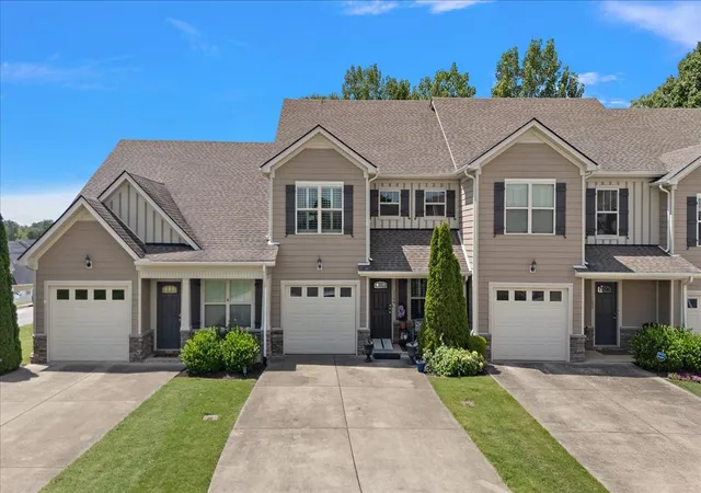 1st image of 1104 Neeleys Bnd, Spring Hill, TN 37174 | MLS# 3513691