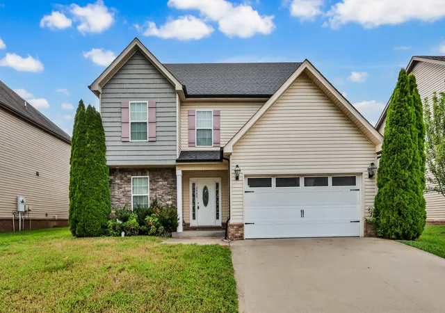 Photo 1 of Sale Pending at 2988 Mcmanus Cir, Clarksville, TN 37042 | MLS# 3513309 | Listing updated on 2026-10-07
