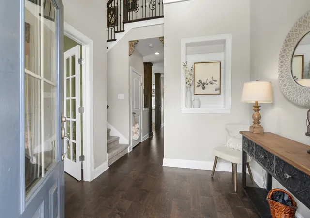 Photo 3 of Single family home for sale at 5543 Stonefield Dr, Smyrna, TN 37167 | MLS# 3513369 | Listing updated on 2026-08-20