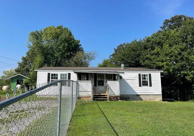 3rd image of 801 Wilson Road, Maryville, TN 37801 | MLS# 3512841