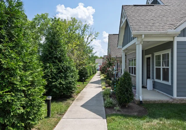 Photo 3 of Single family home for sale at 132 Kings Knoll Blvd, Gallatin, TN 37066 | MLS# 3514605 | Listing updated on 2026-08-20