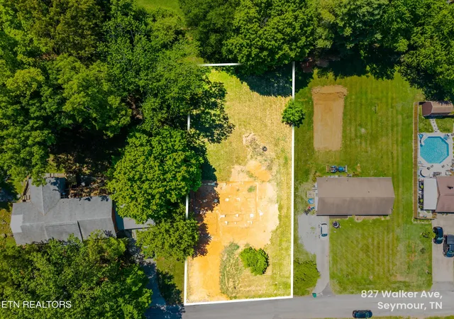 1st image of 827 Walker Ave, Seymour, TN 37865 | MLS# 3512915