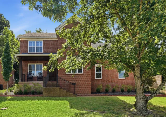 Photo 2 of Single family home for sale at 737 Cedar Crst Dr, Nashville, TN 37209 | MLS# 3513081 | Listing updated on 2026-09-06