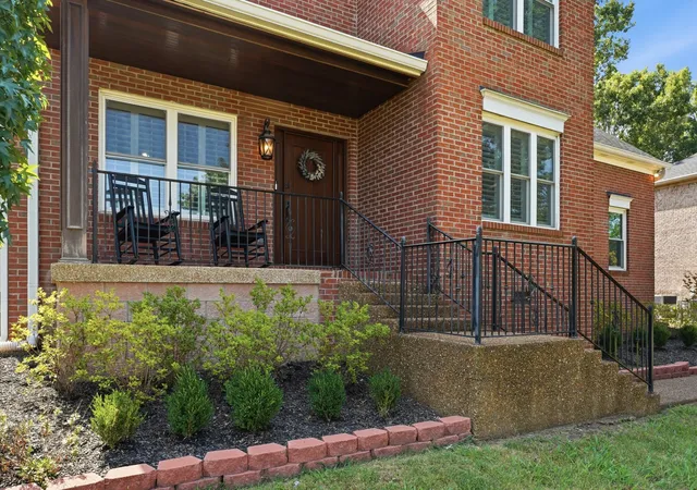 Photo 3 of Single family home for sale at 737 Cedar Crst Dr, Nashville, TN 37209 | MLS# 3513081 | Listing updated on 2026-09-06