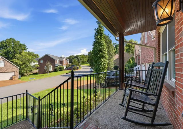 Photo 4 of Single family home for sale at 737 Cedar Crst Dr, Nashville, TN 37209 | MLS# 3513081 | Listing updated on 2026-09-06