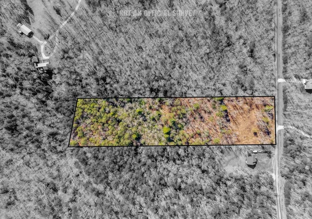 2nd image of 911 Spearhead Cir, Clarkrange, TN 38553 | MLS# 3512920