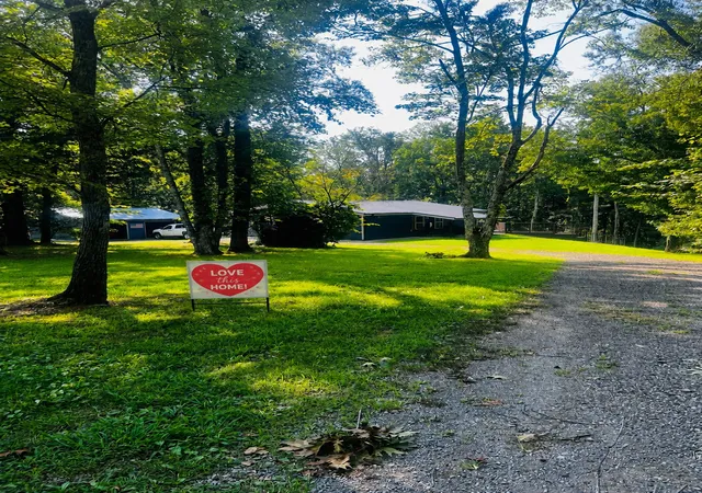 1st image of 432 Parker Ln, Bradyville, TN 37026 | MLS# 3513376