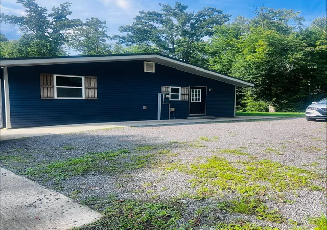 7th image of 432 Parker Ln, Bradyville, TN 37026 | MLS# 3513376