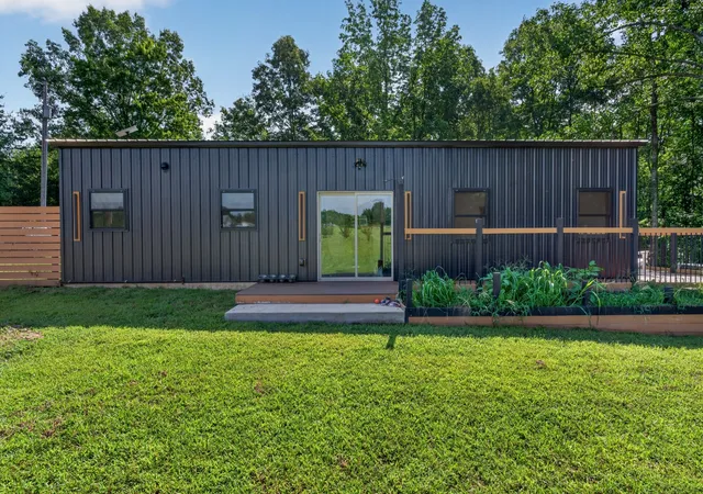 Photo 3 of Single family home for sale at 528 Obie Adcock Rd, Smithville, TN 37166 | MLS# 3513379 | Listing updated on 2026-10-08