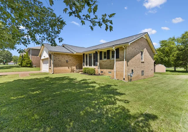 Photo 2 of Single family home for sale at 4129 Home Hvn Dr, Nashville, TN 37218 | MLS# 3513134 | Listing updated on 2026-09-02