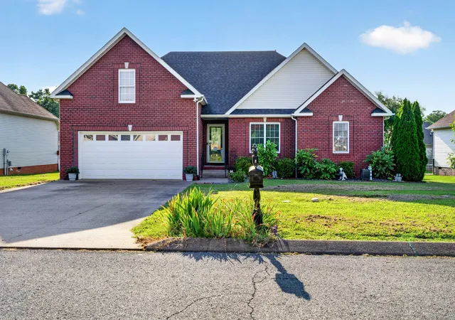 2nd image of 153 Brandywine Ln, Springfield, TN 37172 | MLS# 3513075