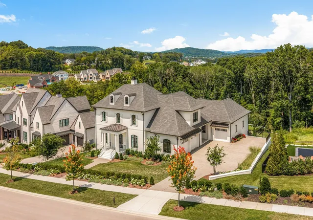 2nd image of 8073 Heirloom Blvd, College Grove, TN 37046 | MLS# 3513179