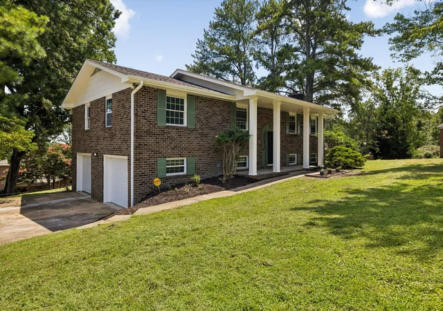 3rd image of 1200 Forest Green Dr, Chattanooga, TN 37412 | MLS# 3512996